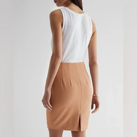 NWOT Express Editor High Waisted Pinstripe Pencil Skirt - Picture 2 of 9